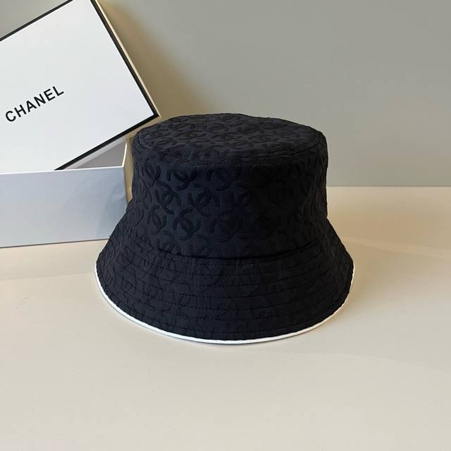 Chanel new bucket hat classic and simple, fashionable and casual design new prod
