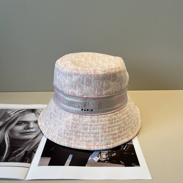 Dior's new style simple bucket hat, new model shipped, big brand style is super