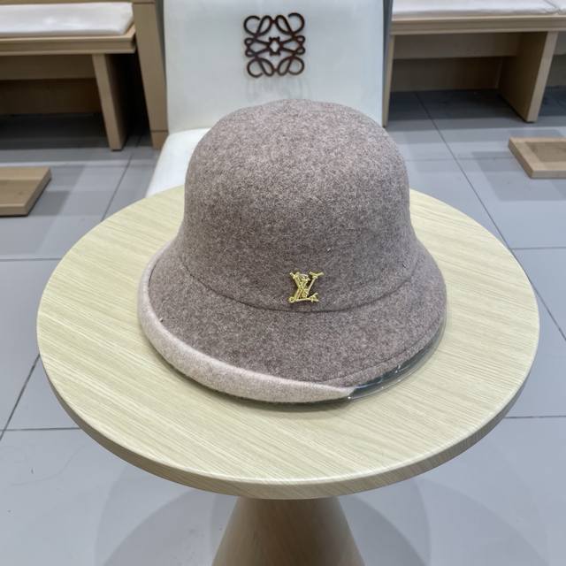 Louis Vuitton baseball cap Louisvuitton 100% wool simple contrast color curled e
