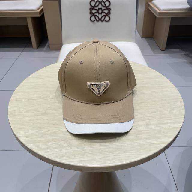 Prada Prada new baseball cap purchasing version! Fashionable and high-end workma