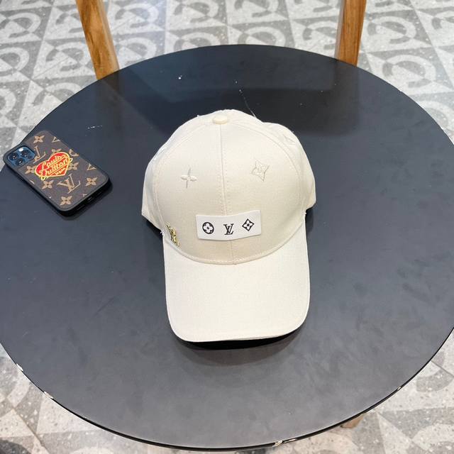 Lv Louis Vuitton new original baseball cap, 1:1 custom mold opening at the count