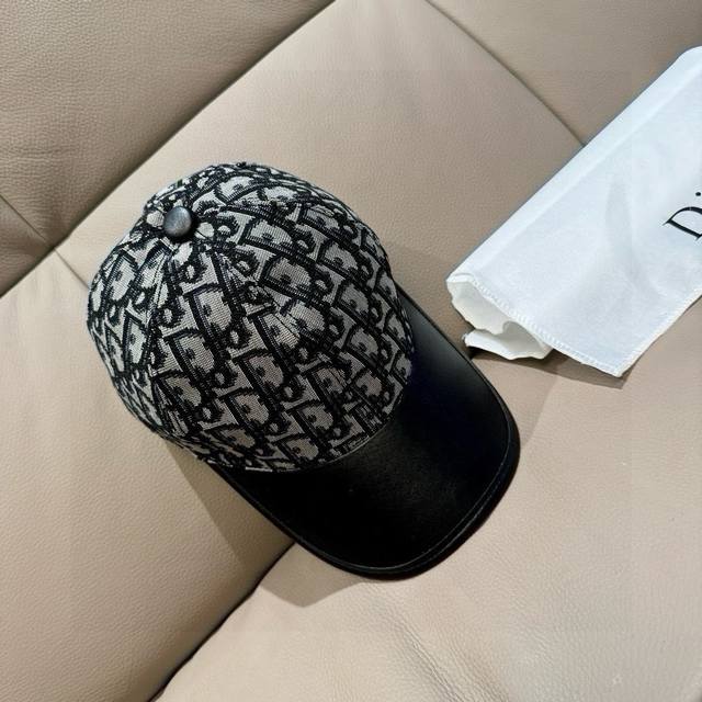comes with a box bag, a new Dior baseball cap, Dior monogram patchwork leather,