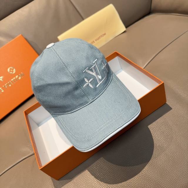 comes with a box bag, Lv Louis Vuitton new original baseball cap, Lv embroidery