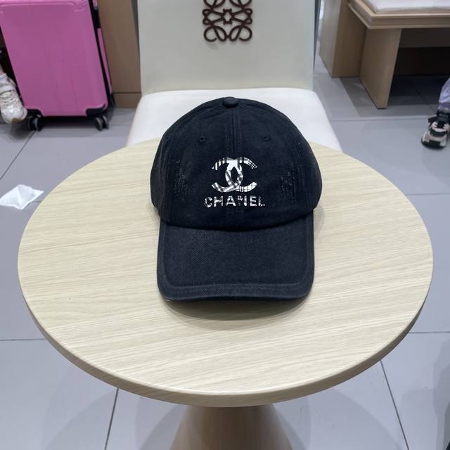 Chanel new baseball cap, classic and simple, fashionable and casual design, new