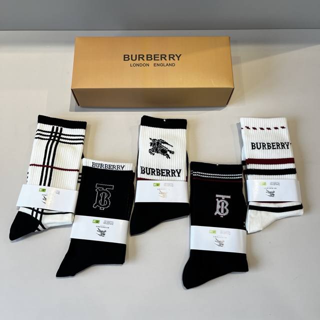 Burberry's new early autumn long socks, classic style, fashionable and advanced!