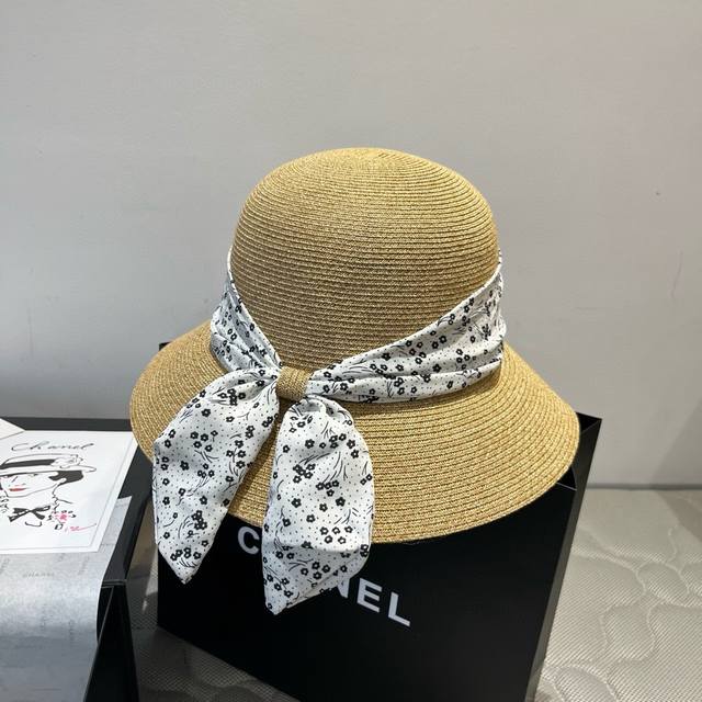 Dior new straw hat, sun-proof beach straw hat, head circumference 57cm DDD