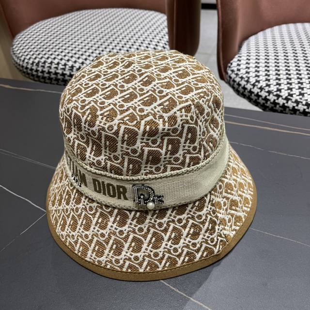 Hot item arrival Dior new original bucket hat, exquisite and pure style, very co