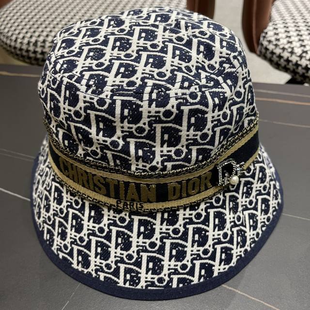 Hot item arrival Dior new original bucket hat, exquisite and pure style, very co