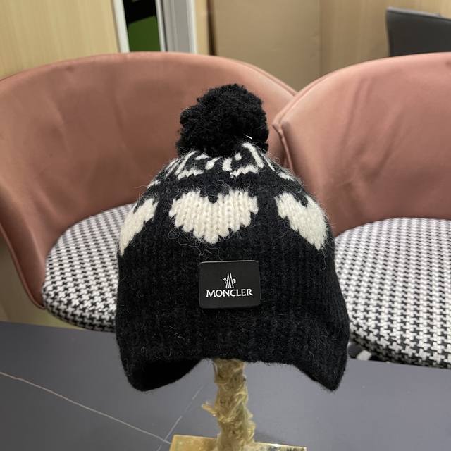 Moncler 25 autumn new Korean Fair Isle style retro heart wool ball earmuffs knit