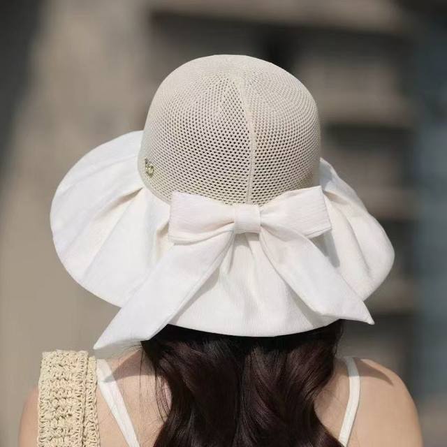 Fendi Fendi hat women's summer face-covering black pepper sunscreen large brim