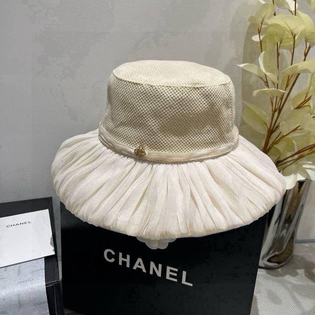 Chanel Chanel new lantern hat, sun hat, foldable, head circumference 57cm DDD