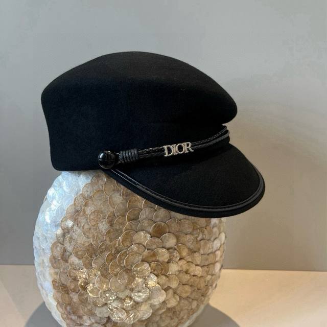 Dior Dior autumn and winter new wool duckbill military cap, 100% wool fabric, he