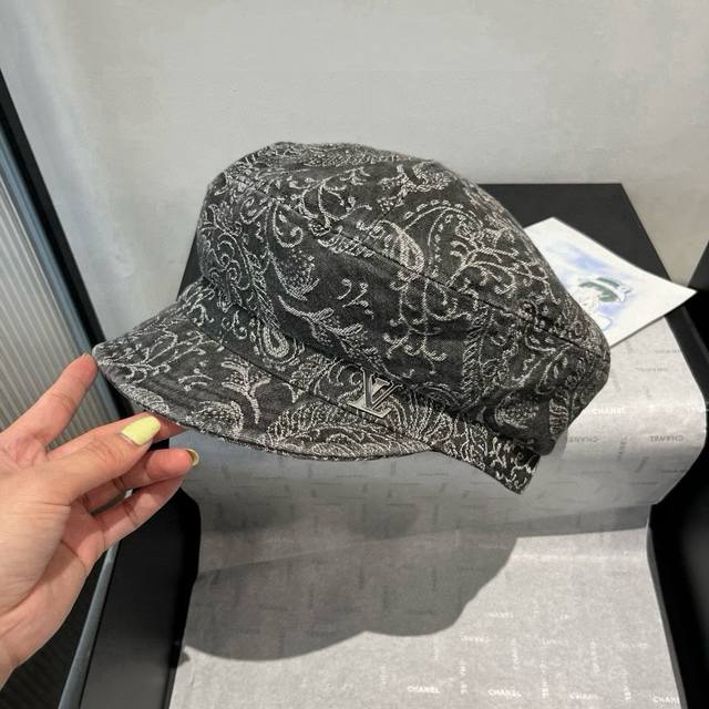 Lv new duckbill military cap, high-end custom made, head circumference 57cm DDD