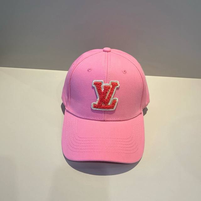 Louis Vuitton baseball cap Louisvuitton new Lv baseball cap, heavy craftsmanship