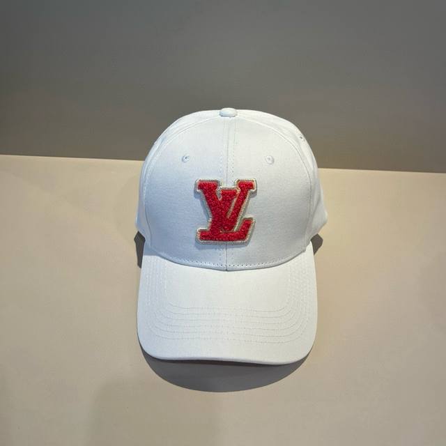Louis Vuitton baseball cap Louisvuitton new Lv baseball cap, heavy craftsmanship