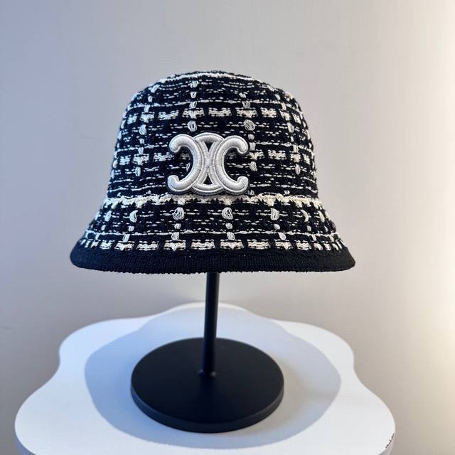 Celine ~ Simple new basin hat A must-have for autumn and winter, very versatile