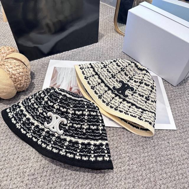 Celine ~ Simple new style basin hat A must-have for autumn and winter, very vers
