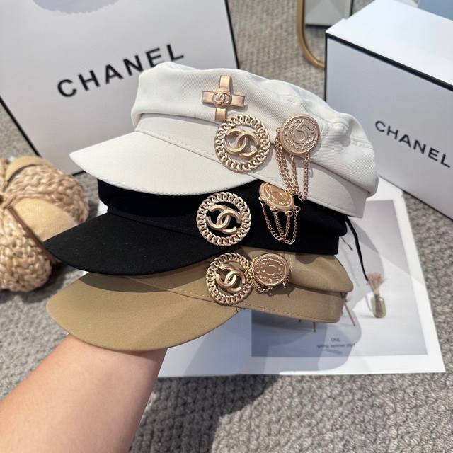Chanel Chanel new military cap, simple classic logo, super texture, exquisite br
