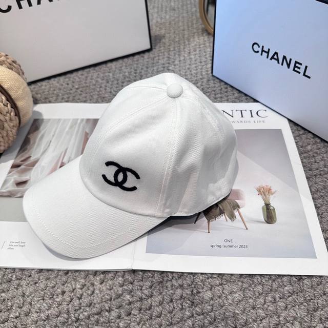 Chanel's new safety pin inner flower simple embroidered logo baseball cap, new a