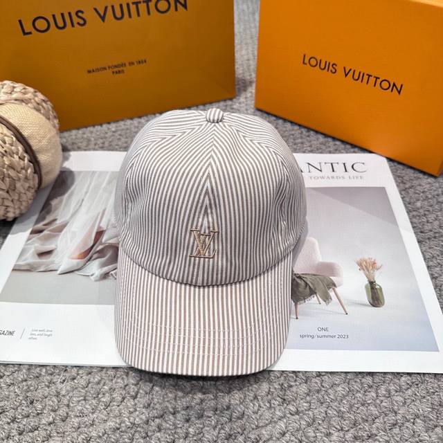 Louis Vuitton new striped Lv baseball cap, heavy-duty craftsmanship, high-end at