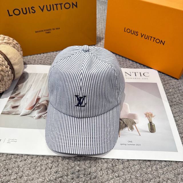 Louis Vuitton new striped LV baseball cap, made with heavy craftsmanship, high-e