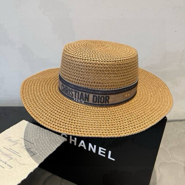 Dior new flat top straw hat head circumference 57cm DDD