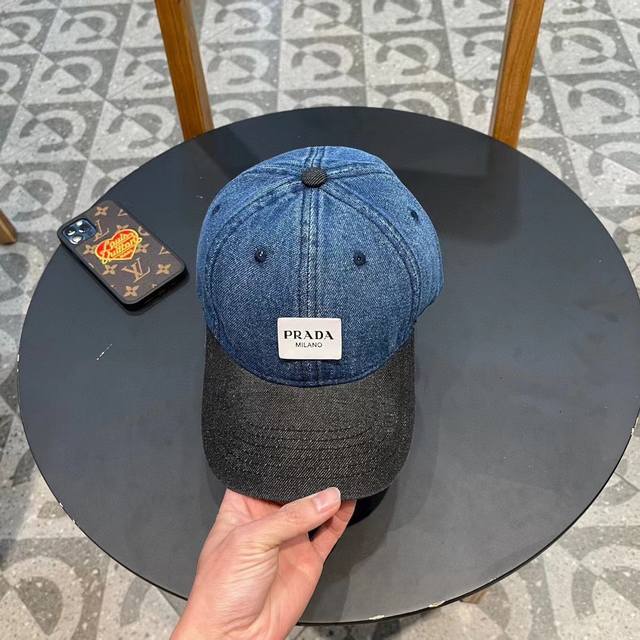 Prada Prada new patchwork baseball cap, men's and women's peaked cap DDD
