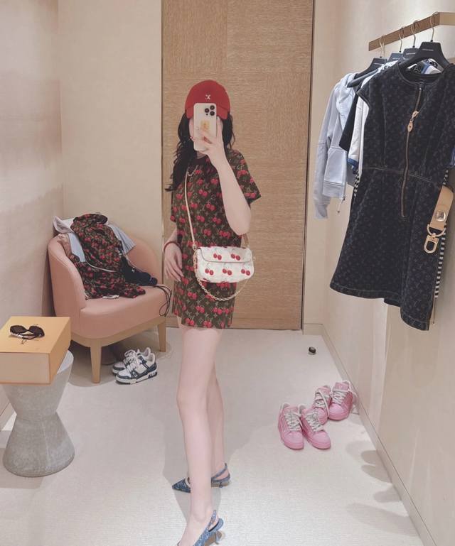 Lv Louis Vuitton baseball cap is light and breathable. Perfect version, exclusiv