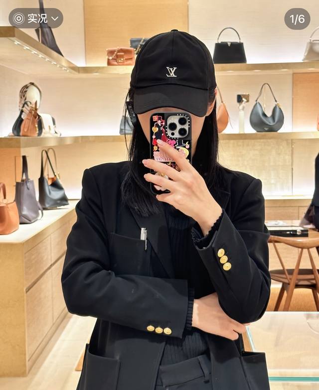 Lv Louis Vuitton baseball cap is light and breathable. Perfect version, exclusiv
