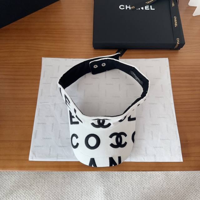 Chanel Chanel velvet hollow top hatHigh-end Korean velvet fabric, high-value mat