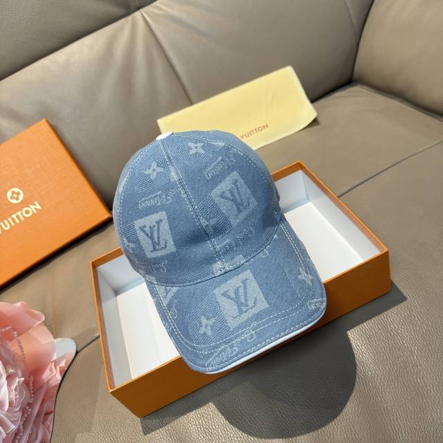 comes with a box bag, Lv Louis Vuitton new original baseball cap, Lv denim jacq
