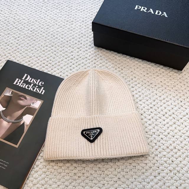 Prada latest triangle logo knitted hat wool hat women's loose cold hat, autumn