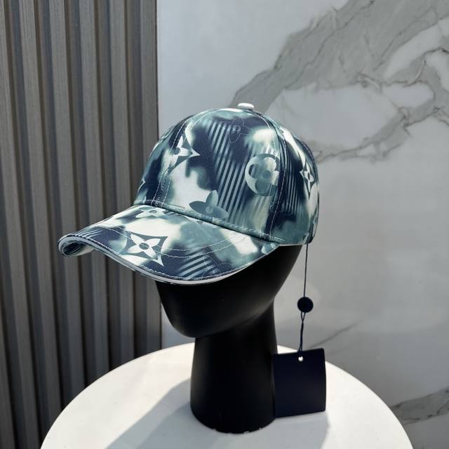 Louis Vuitton LV baseball cap Louisvuitton new style heavy craftsmanship to crea