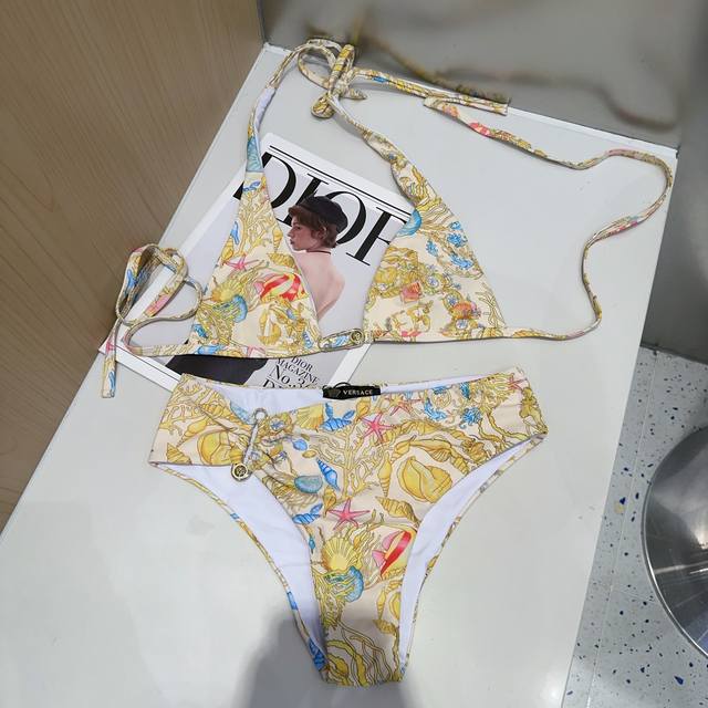Versace swimsuit, a must-have for fashionistas. Super figure-flattering! Sml DDD