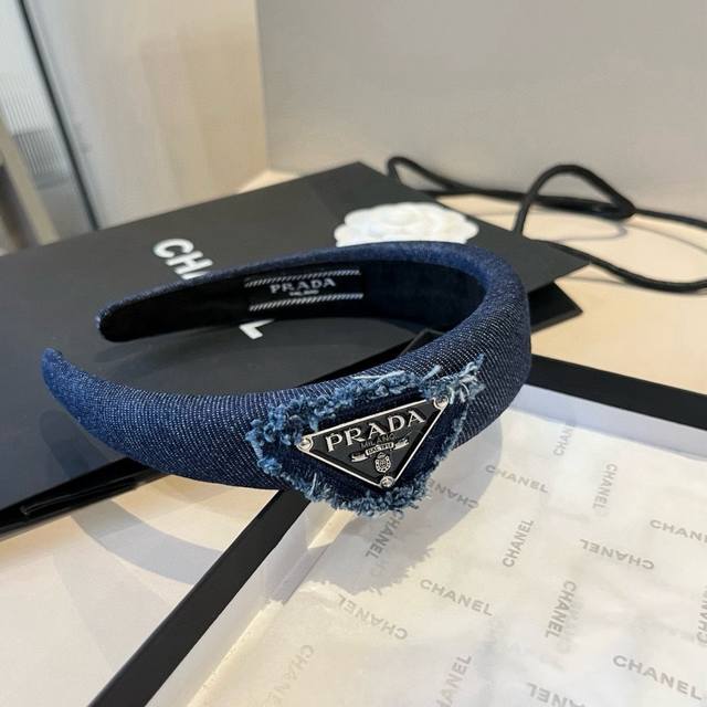 Prada headband DDD