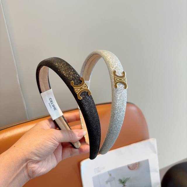 comes with packaging Celine Celine fashion celebrity new headband, the wide bri