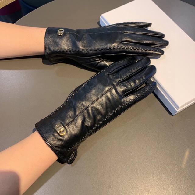 New exclusive debut touch screen gloves Dior Dior original quality official web