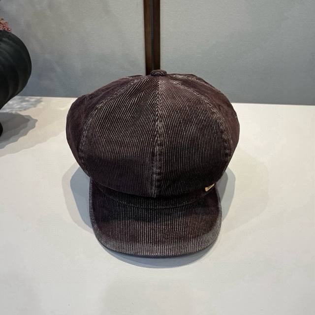 Miumiu new duckbill painter hat, head circumference 57cm DDD
