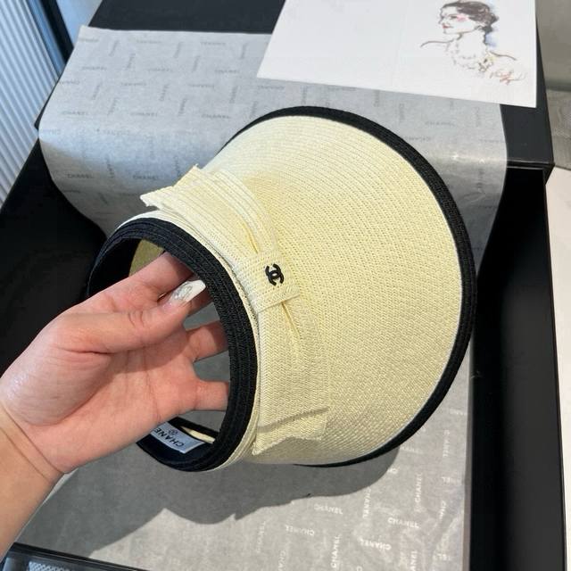 Chanel Chanel bow hollow top sun hat, adjustable DDD