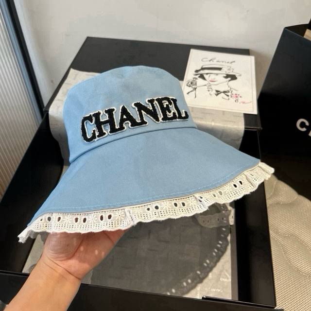 Chanel denim bucket hat, head circumference 57cm DDD