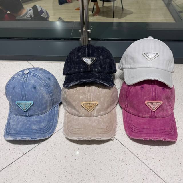 Prada classic triangle logo baseball cap is a must-have item that will look grea