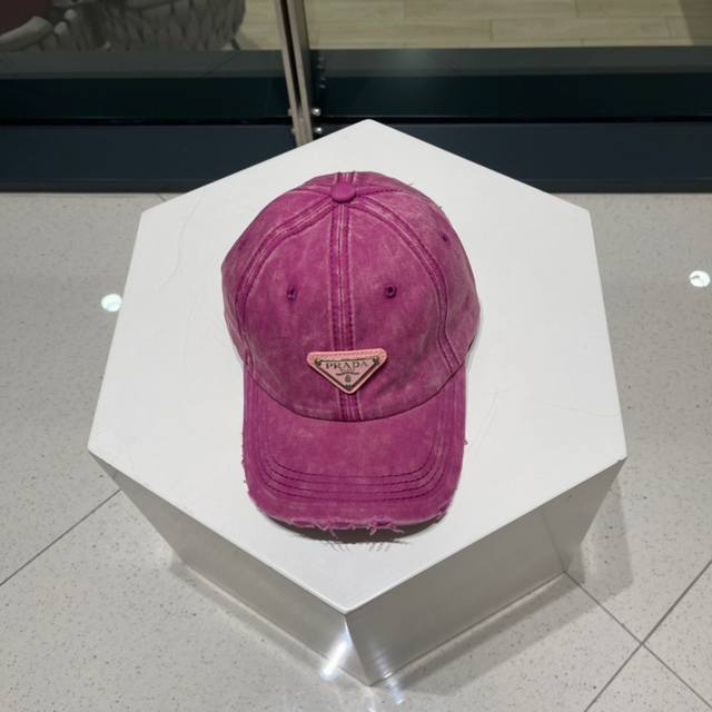 Prada classic triangle logo baseball cap is a must-have item that will look grea