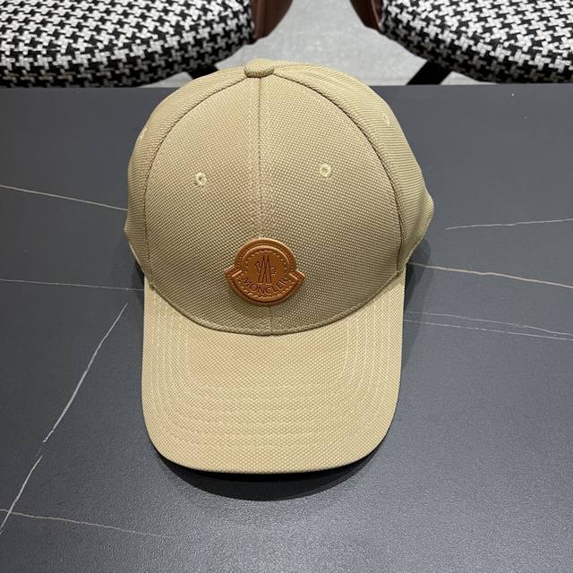 Moncler 2025 spring new baseball cap, wearable in all seasons, high-value fashio