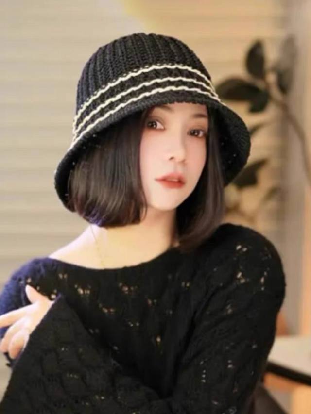 Dior Dior spring and summer split bow ribbon small bucket hat women's woven brea