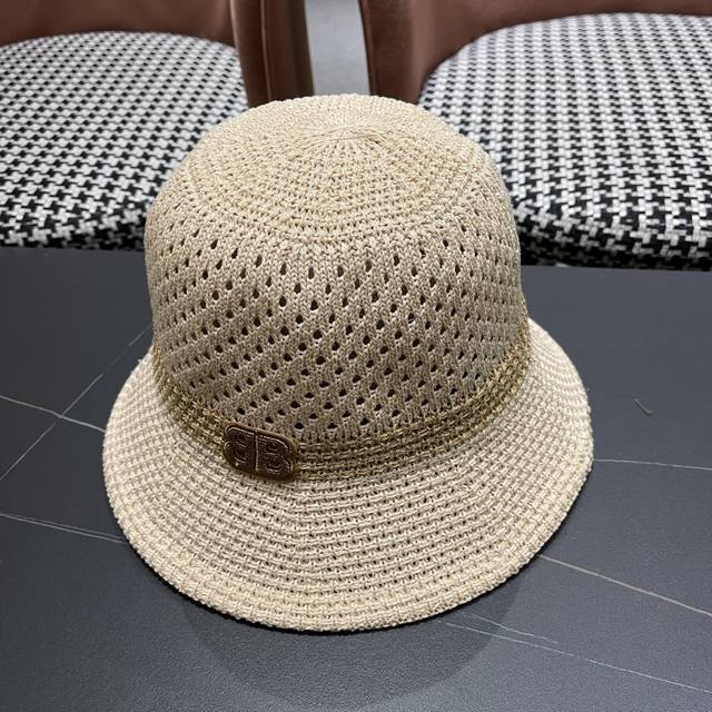 Balenciaga spring and summer fashion all-match hollow mesh outdoor leisure wome