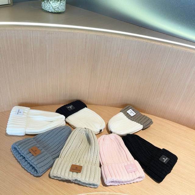Mincler 2025 autumn and winter new textured plus velvet knitted beanie, DDD