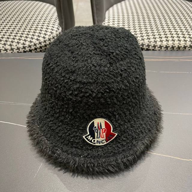 Moncler Mengkou autumn and winter plush bucket hat women's versatile lambskin te