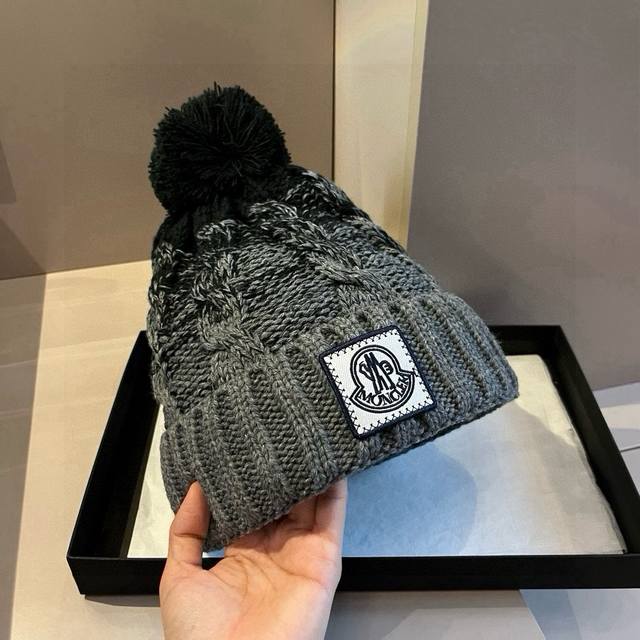 Moncler new woolen hat running volume model DDD
