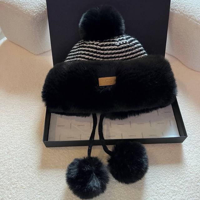 Ugg earmuffs and warm hat, fleece lining, light and comfortable, four colors DDD