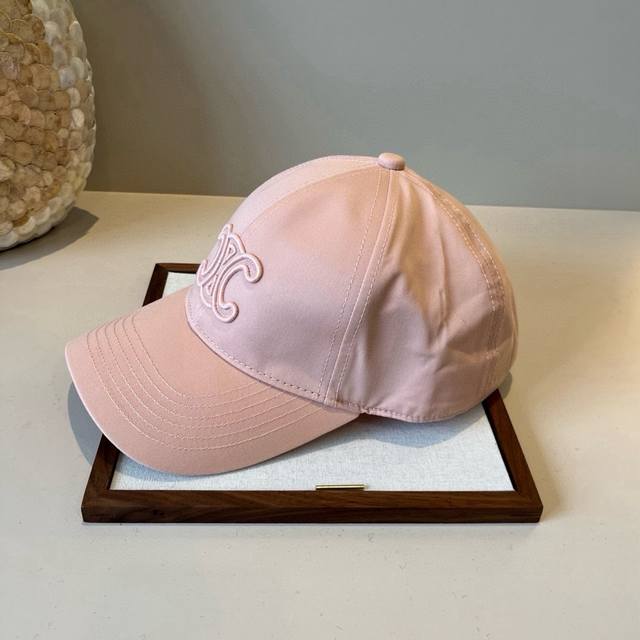 Celine new peaked cap, head circumference 57cm DDD